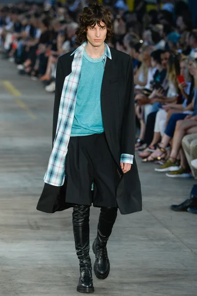 Look 20